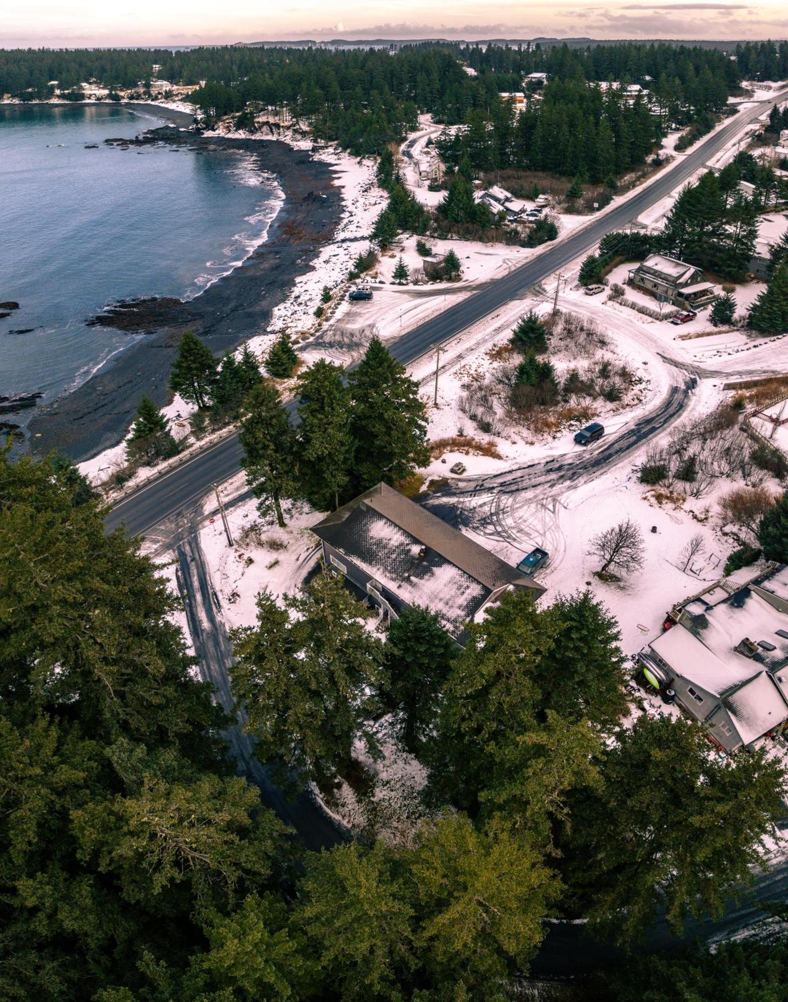 The Rogue Wave-Beach Access, Ocean Views, Private Kodiak Exteriér fotografie